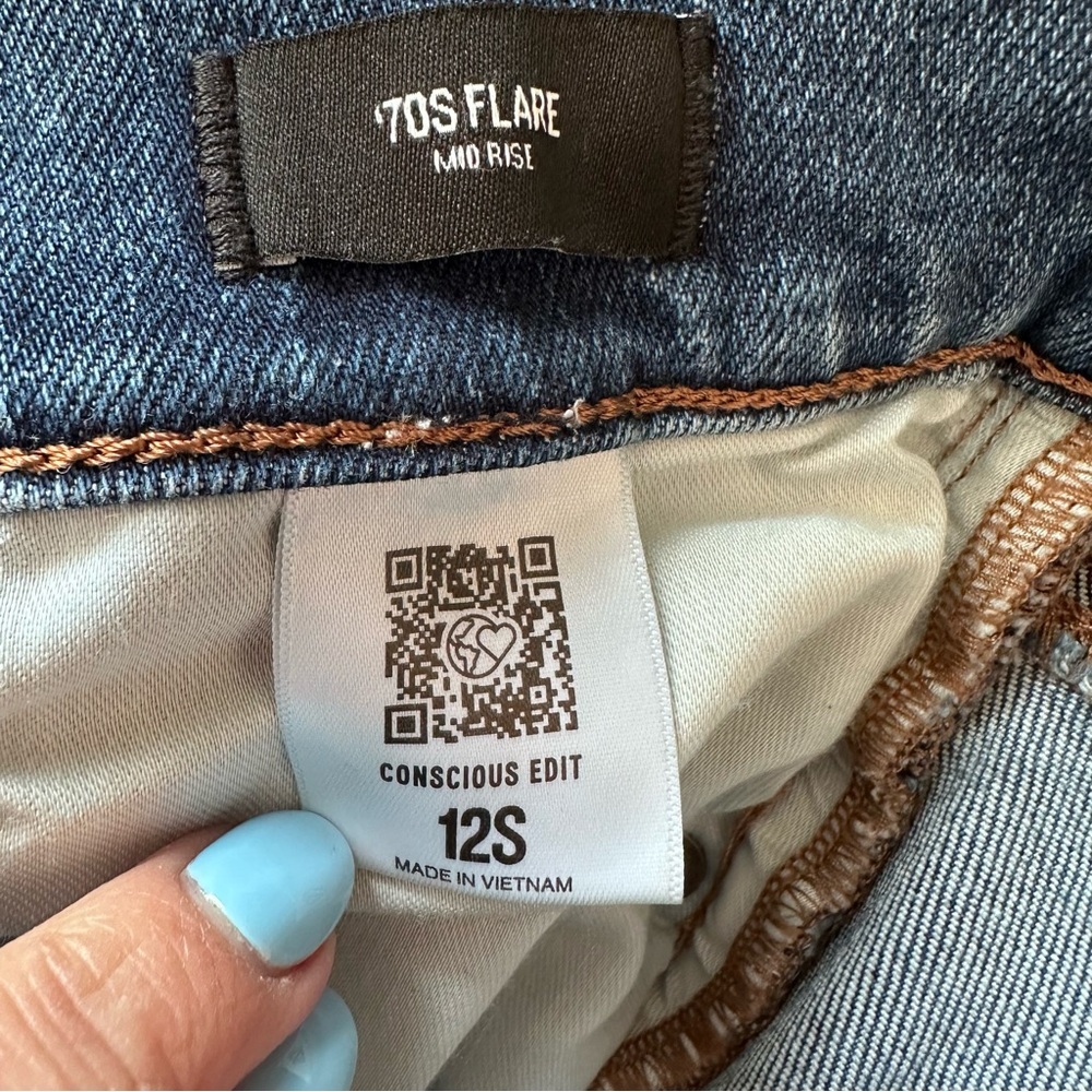Express 70’s Flare Mid Rise Jeans Size 12 Short - Picture 7 of 7